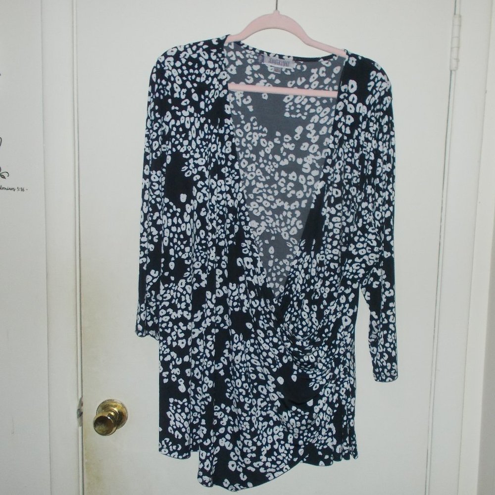 Jennifer Lopez Patterned Blouse Size 3X